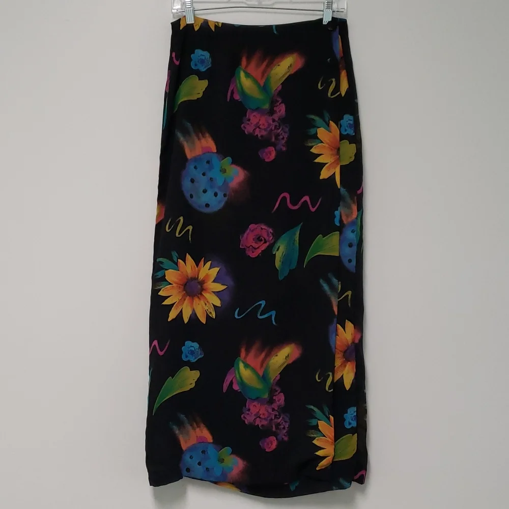 Vintage bright floral wrap-style maxi skirt‎